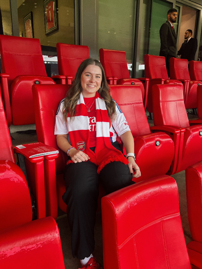 Ellie Cooper, women's football content creator